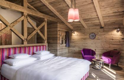 Rooms & suites