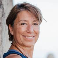 Sanftes Yin Yoga mit Sabine Hlous